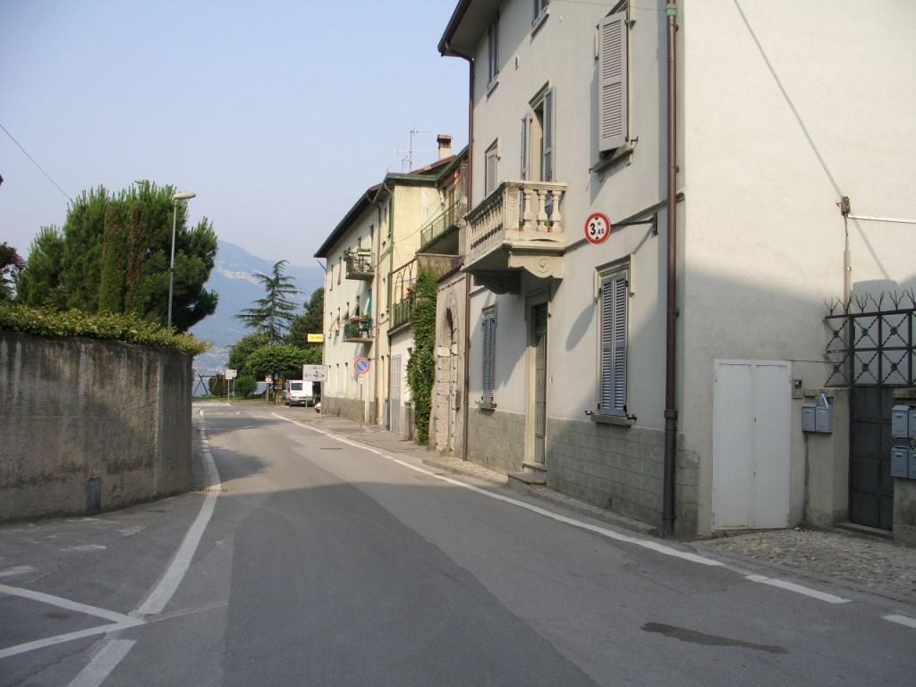 Ferienwohnung La Casa Azzurra Bellano Zimmer foto